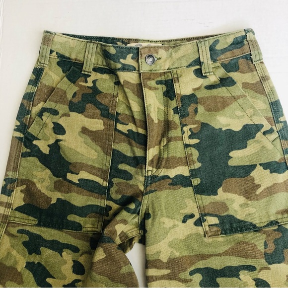 Free People Remy Camo Moss Crop Pants size 26 - Picture 3 of 9